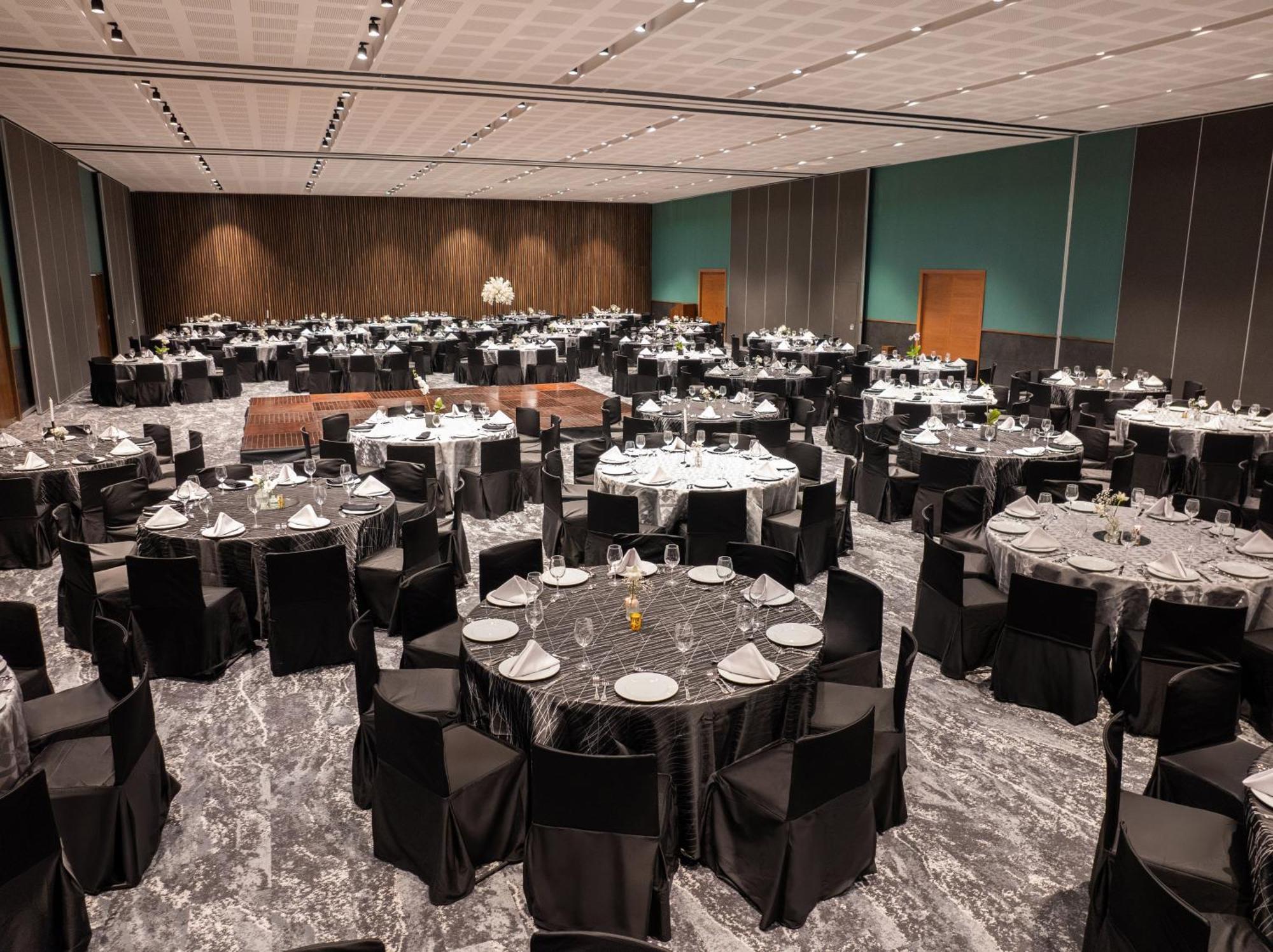 Galeria Plaza Leon Hotel Luaran gambar